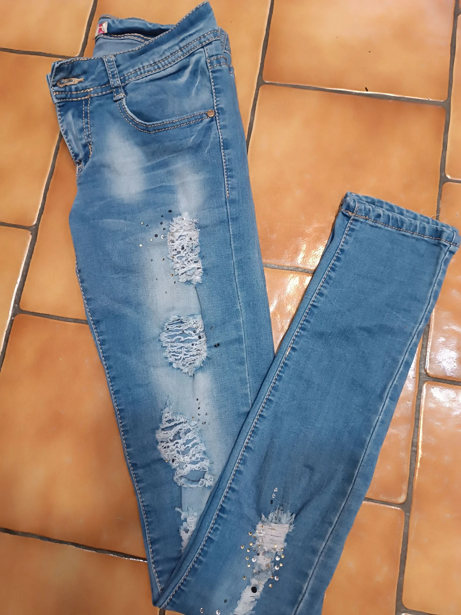 LD Style slim jeans with rhinestone holes - Size XS – photo 9